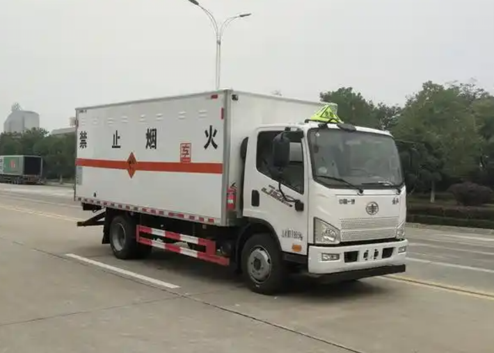吉安爆破器材运输车可以上高速吗？